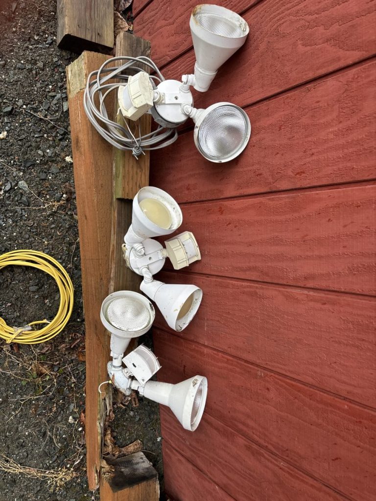 Flood lights, motion sensors