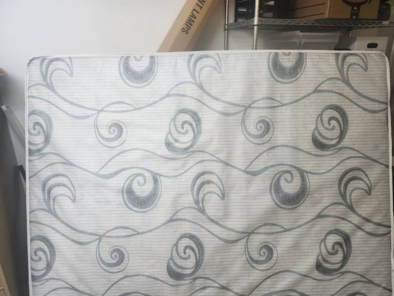 QUEEN MATTRESS