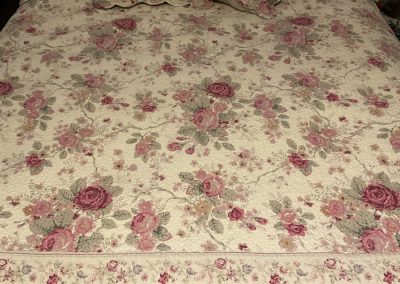 Full size bed