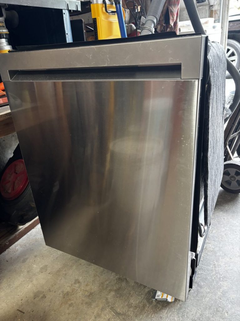 Dishwasher – LG – NEW