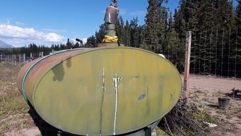 Heavy duty steel water tank 500 gallons